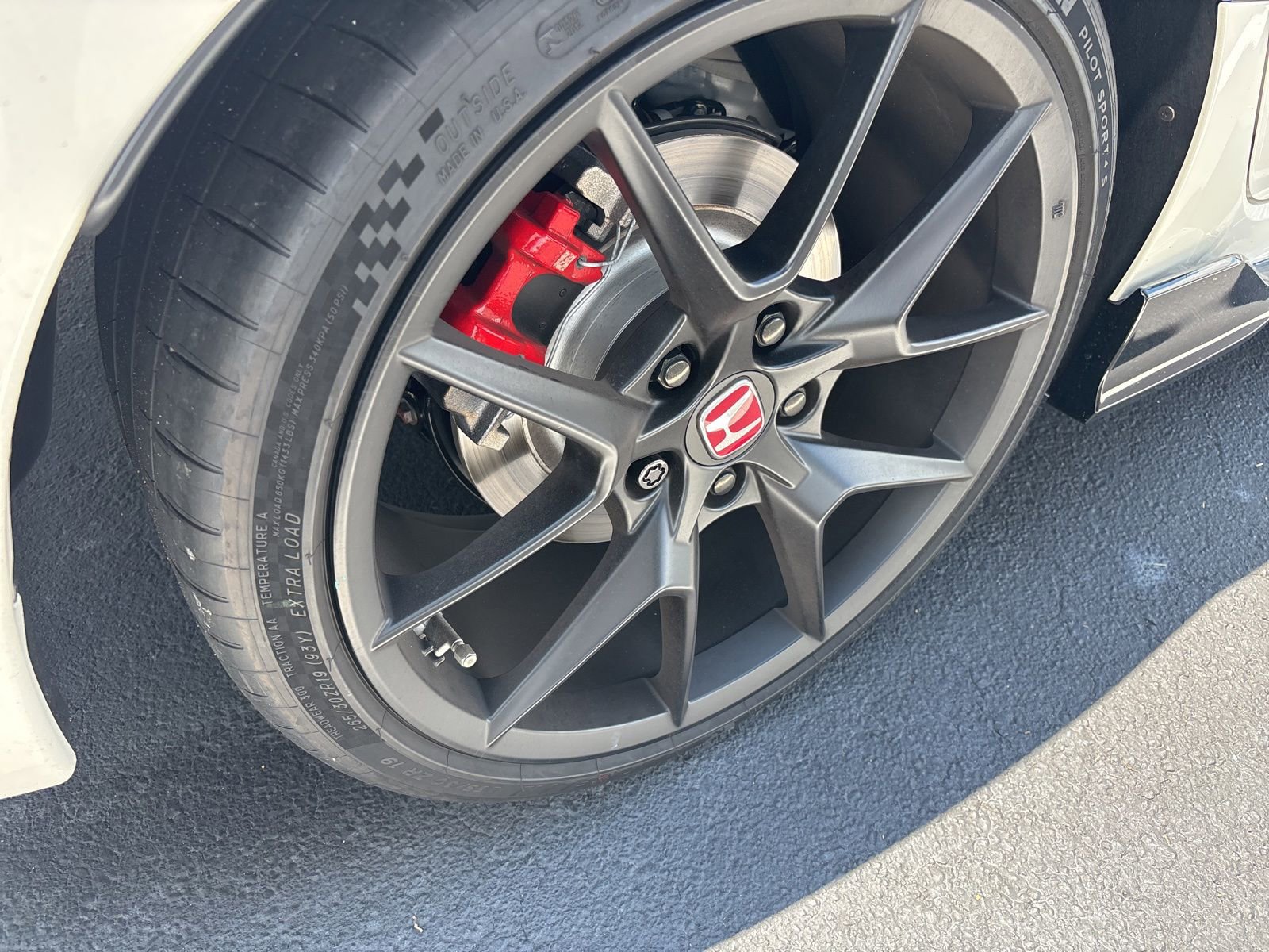 Used 2026 Honda Civic Type R image 5