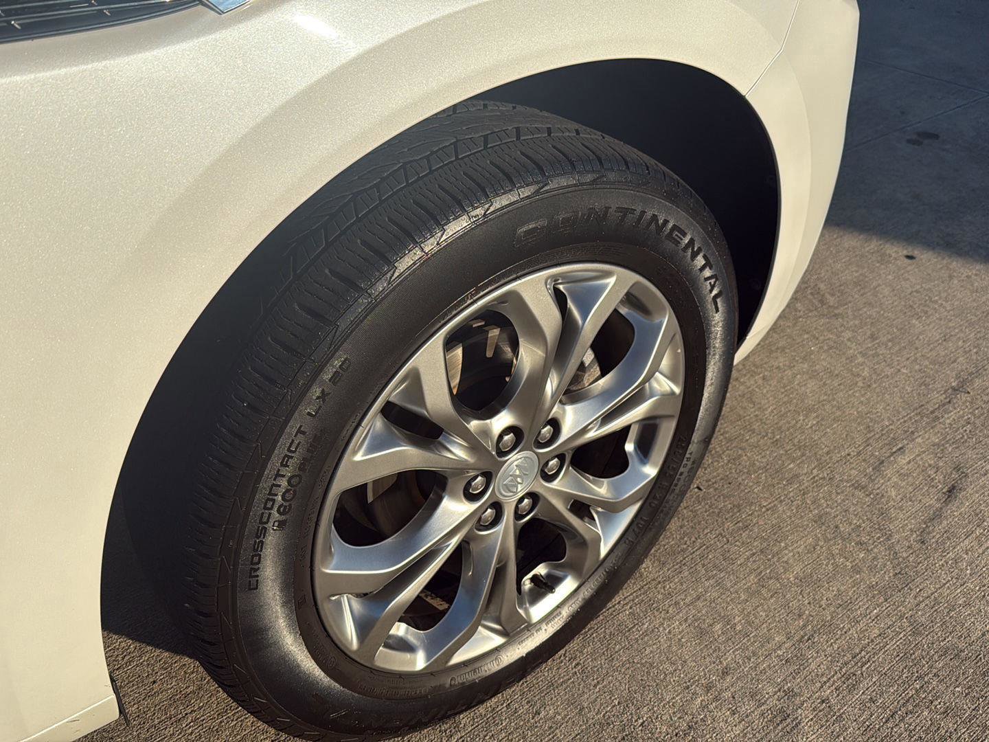 Used 2020 Buick Enclave Avenir w/ Avenir Technology Package image 8