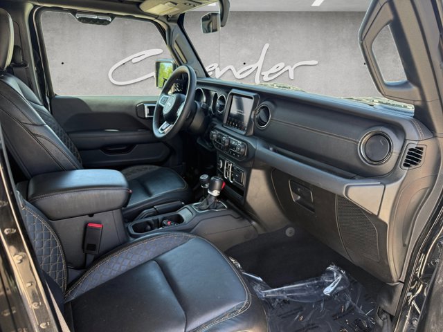 Used 2023 Jeep Gladiator Overland AWD/4WD image 24