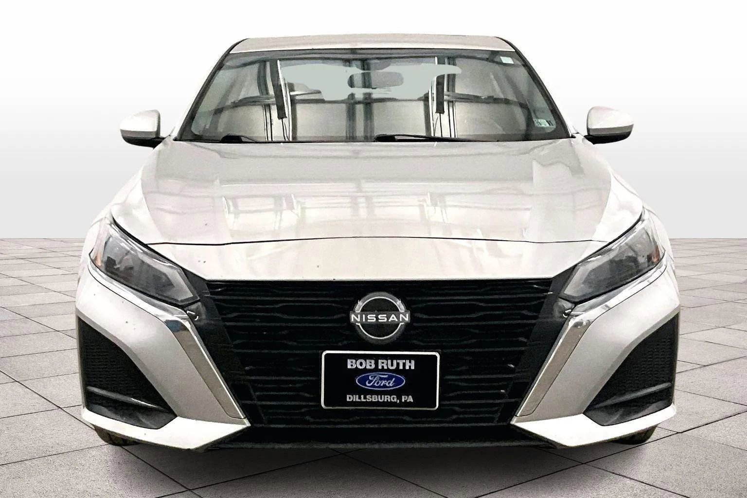 Used 2023 Nissan Altima 2.5 SV w/ SV Premium Package image 6