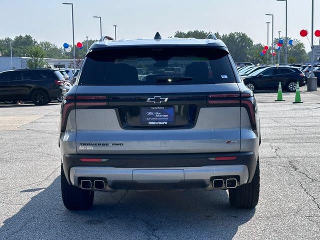 Used 2025 Chevrolet Traverse Z71 w/ Enhanced Driving Package AWD/4WD image 6
