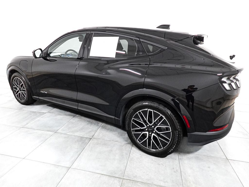 Certified 2025 Ford Mustang Mach-E Premium AWD/4WD image 4