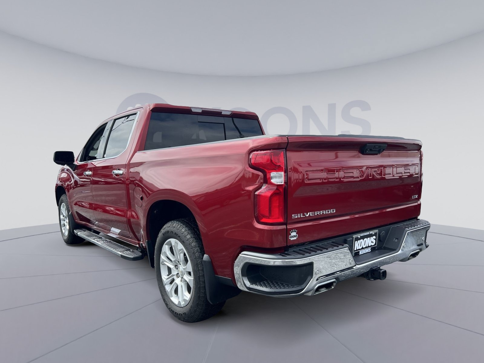Used 2022 Chevrolet Silverado 1500 LTZ w/ LTZ Convenience Package II AWD/4WD image 4