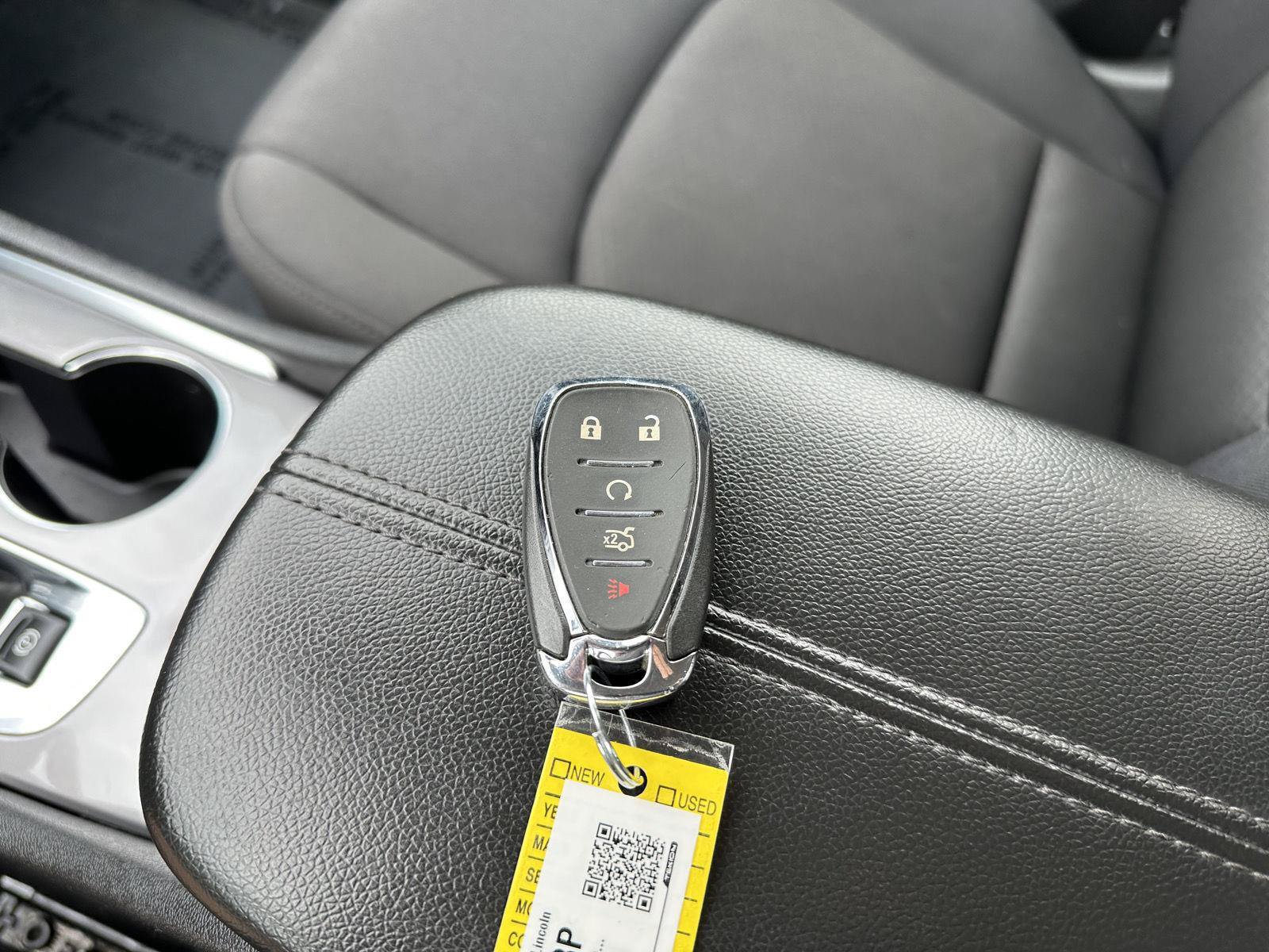 Used 2025 Chevrolet Malibu LT FWD image 38
