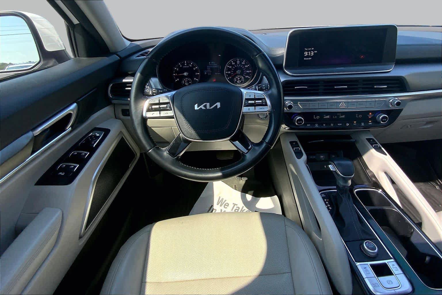 Used 2022 Kia Telluride S FWD image 6