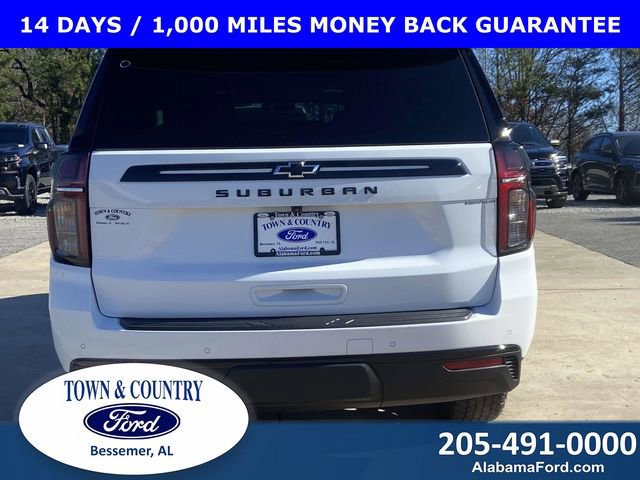 Used 2024 Chevrolet Suburban Z71 w/ Luxury Package image 4