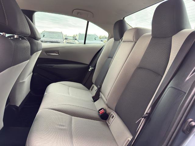 Used 2021 Toyota Corolla LE image 21