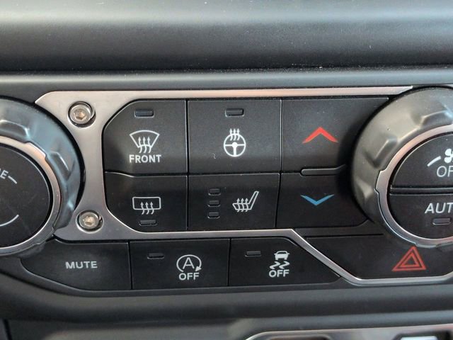 Used 2021 Jeep Gladiator Overland w/ Popular Equipment Package AWD/4WD image 21