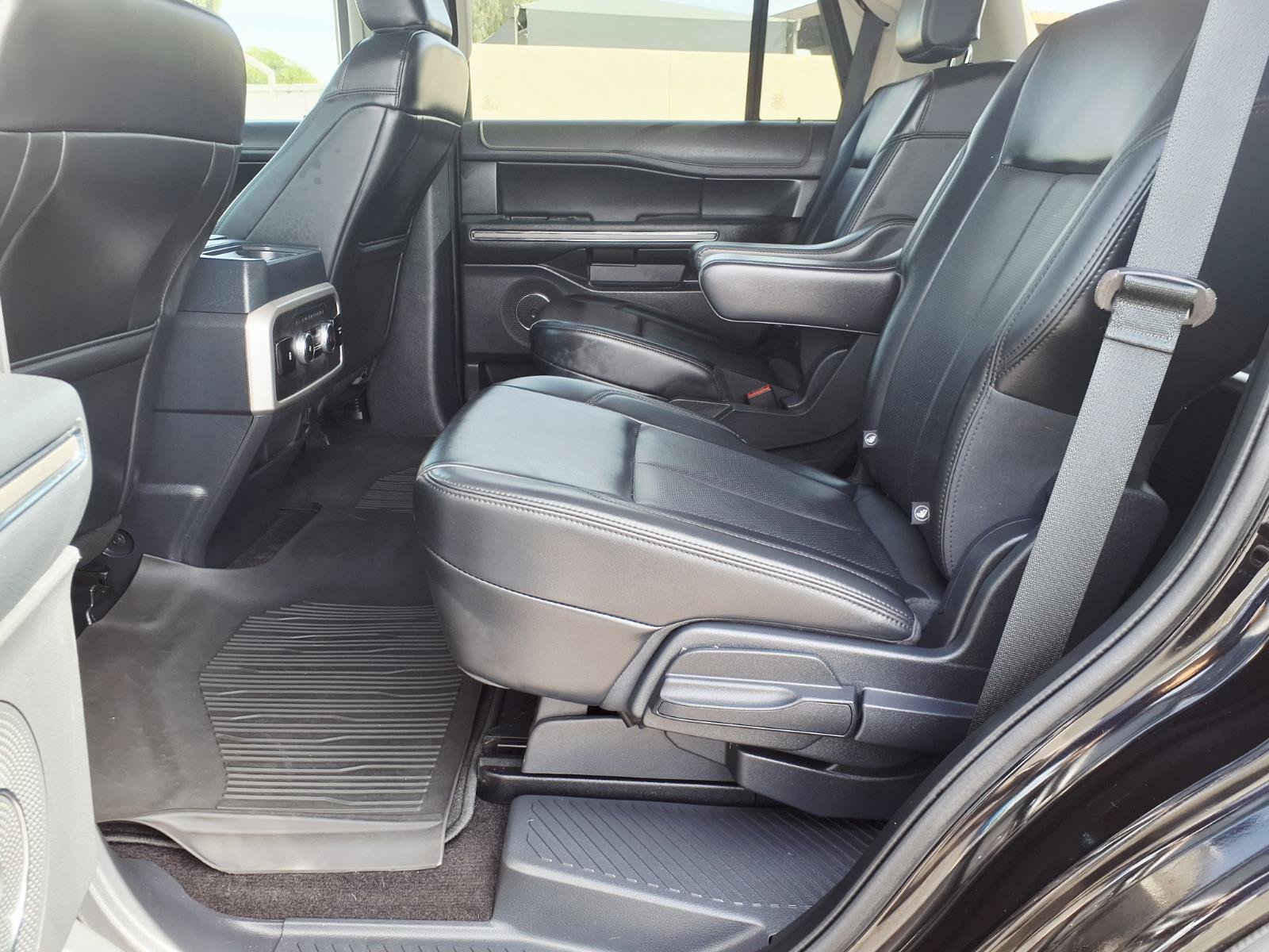 Certified 2023 Ford Expedition XLT RWD image 18