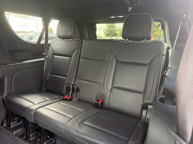 Used 2022 GMC Yukon XL SLT w/ SLT Luxury Package AWD/4WD image 26