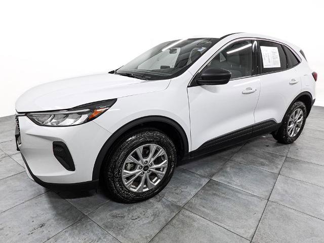 Certified 2024 Ford Escape Active AWD/4WD image 3