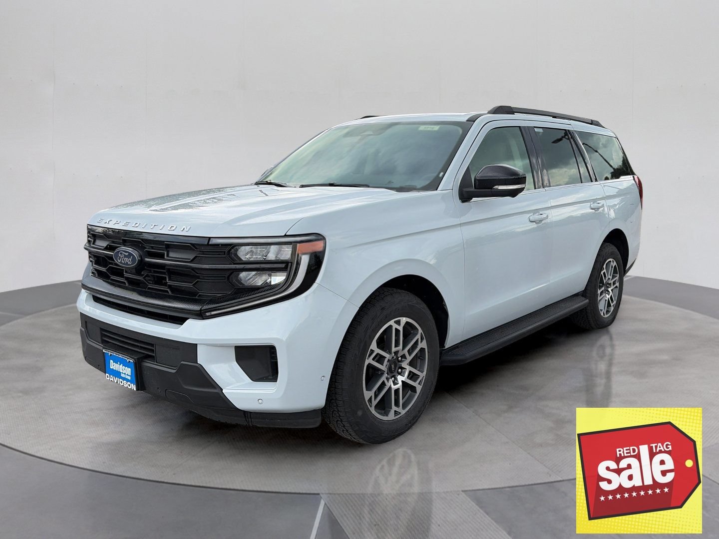 Certified 2025 Ford Expedition Active AWD/4WD image 1