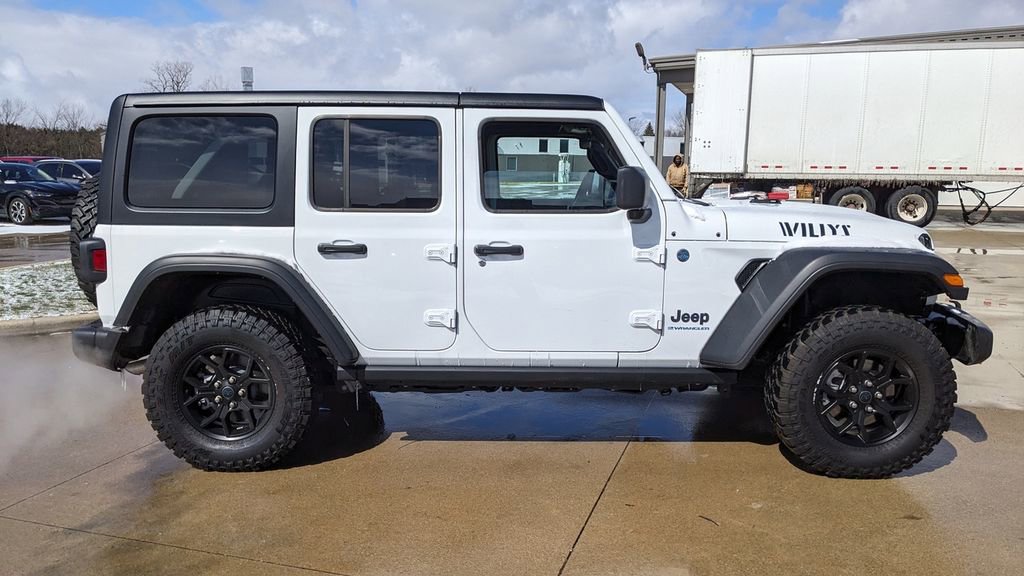Used 2025 Jeep Wrangler Willys 4xe image 2