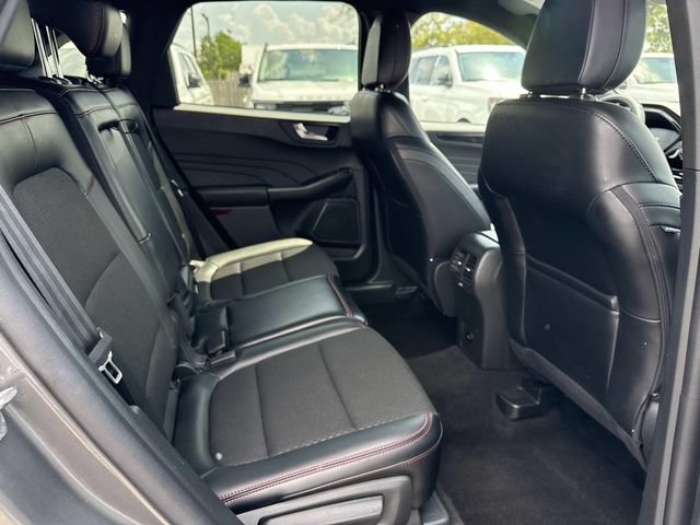 Certified 2025 Ford Escape ST-Line FWD image 9