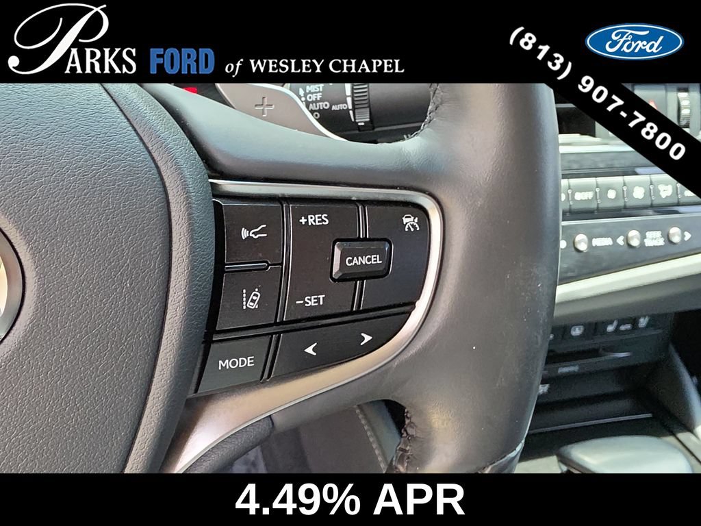 Used 2022 Lexus ES 300h Ultra Luxury w/ Accessory Package 2 FWD image 32
