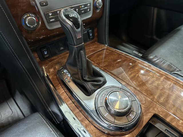 Used 2018 INFINITI QX80 4WD w/ All Season Package image 27