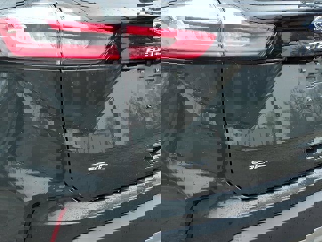 Certified 2022 Ford Edge SEL w/ Convenience Package image 21