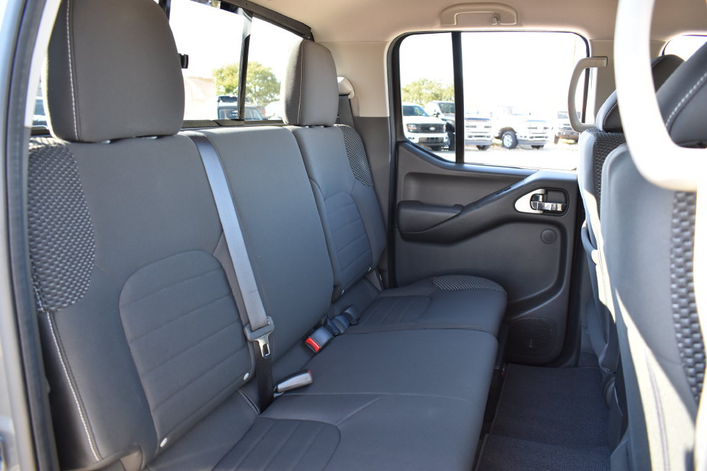 Used 2019 Nissan Frontier PRO-4X AWD/4WD image 30
