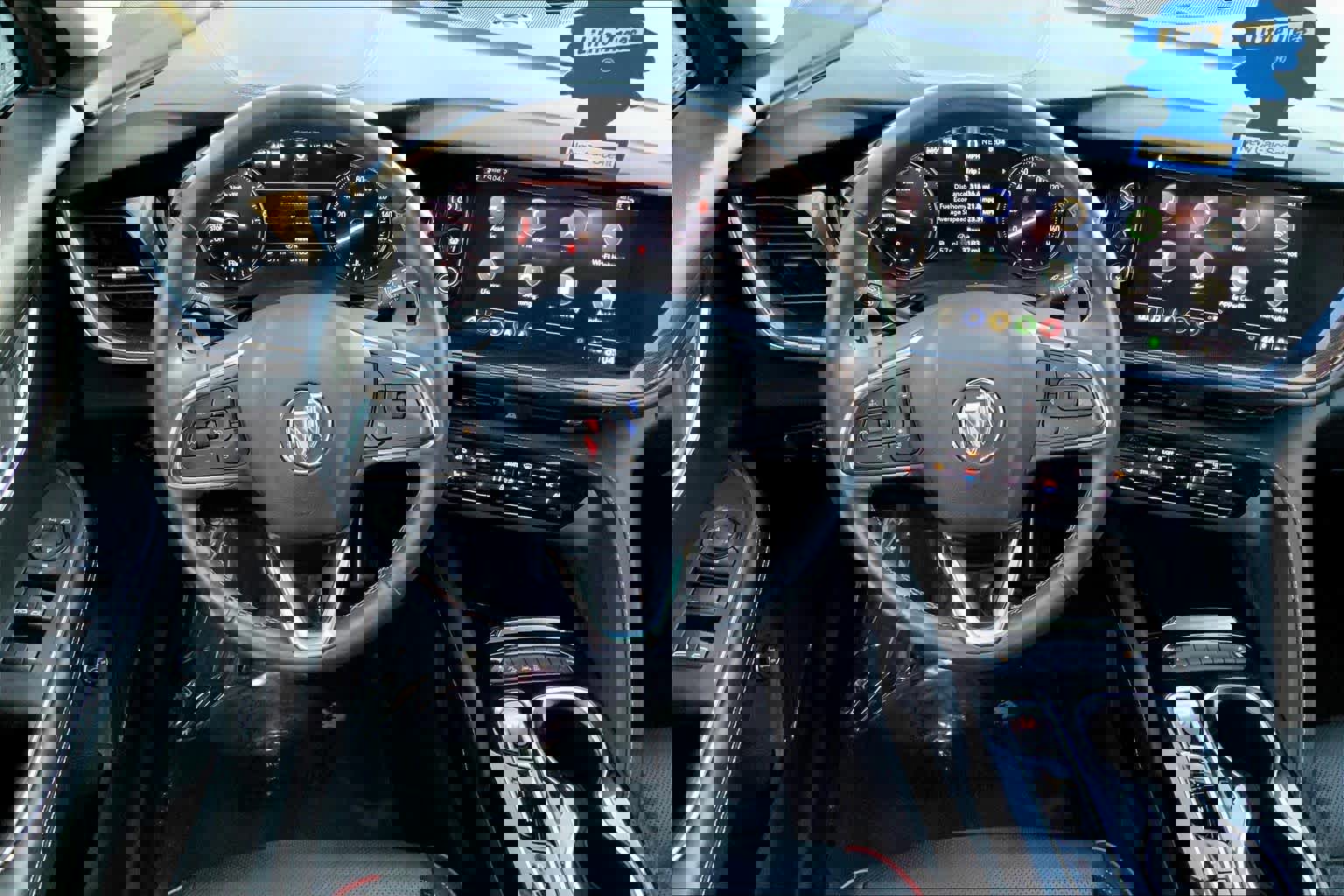 Used 2023 Buick Envision Essence w/ Technology Package I image 7