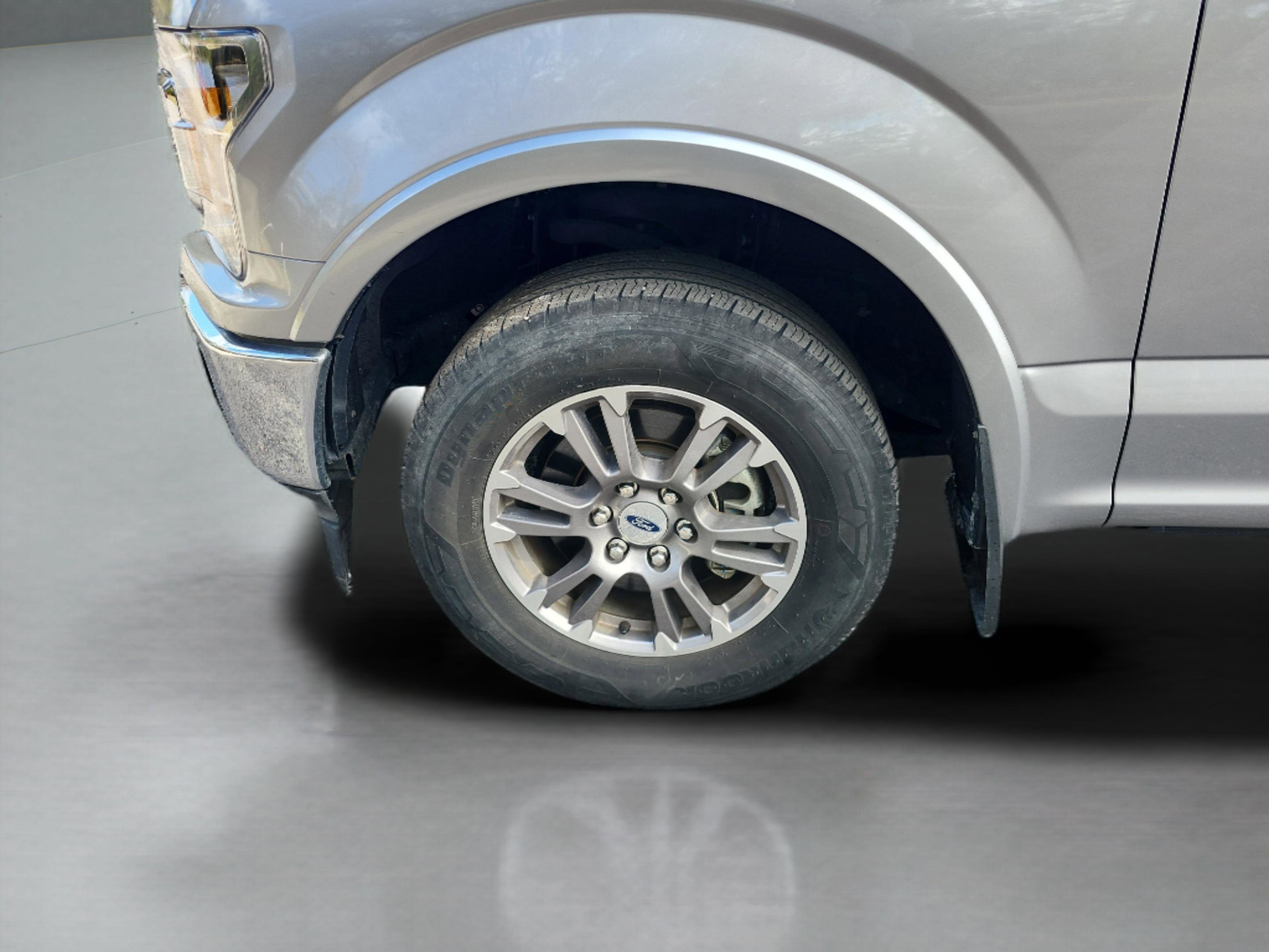 Certified 2020 Ford F150 Lariat image 31