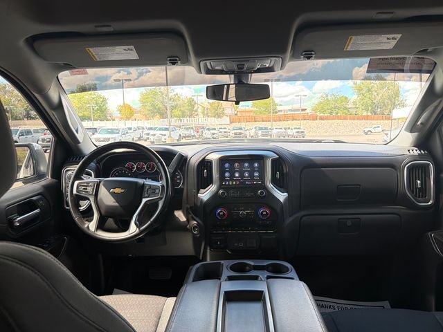 Used 2021 Chevrolet Silverado 1500 LT w/ Z71 Off-Road Package AWD/4WD image 12
