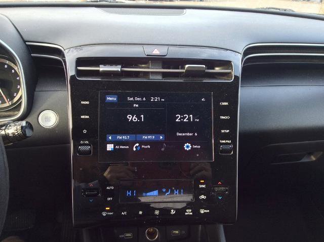 Used 2024 Hyundai Santa Cruz SEL image 25