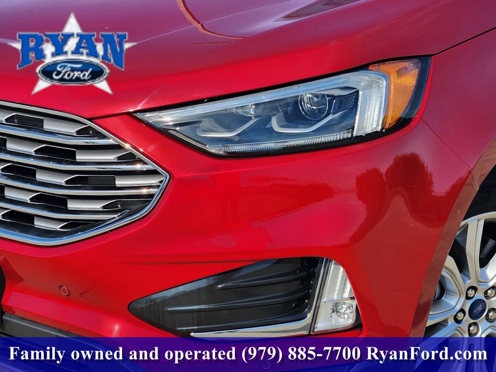 Certified 2022 Ford Edge Titanium w/ Equipment Group 301A AWD/4WD image 6