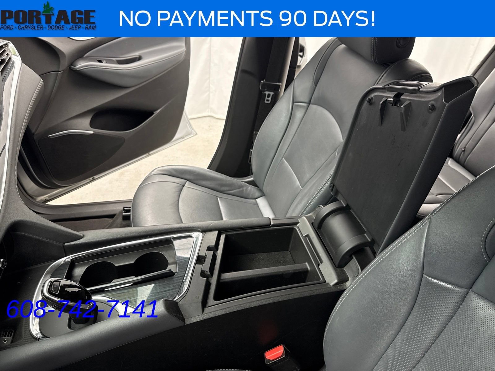 Used 2021 Buick Enclave Essence FWD image 21