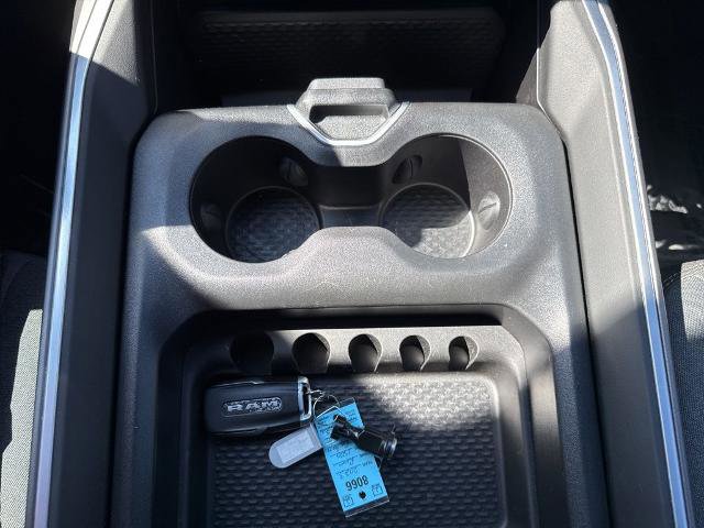 Used 2023 RAM 1500 Big Horn AWD/4WD image 29