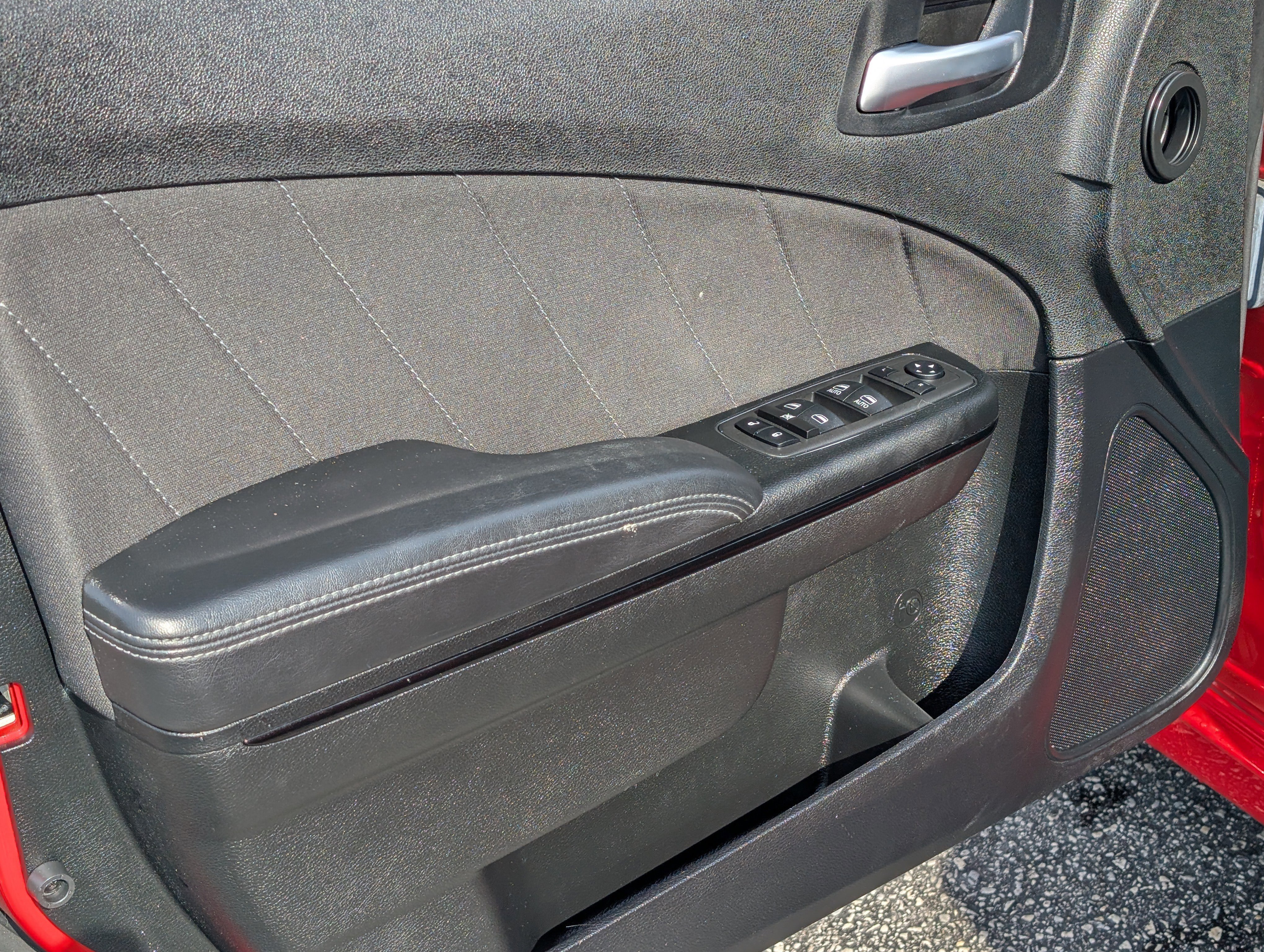 Used 2023 Dodge Charger SXT w/ Blacktop Package image 16