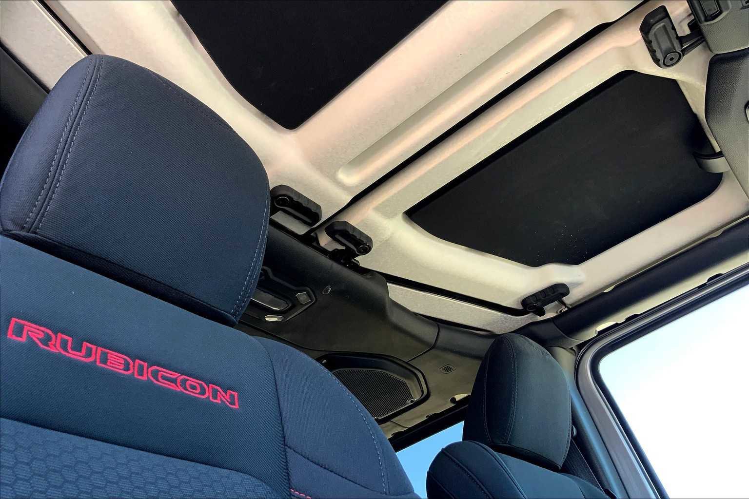 Used 2018 Jeep Wrangler Unlimited Rubicon image 14