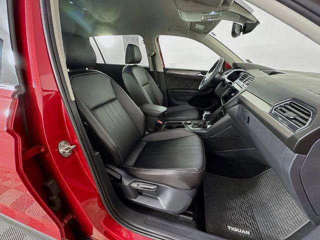 Used 2022 Volkswagen Tiguan SE image 27