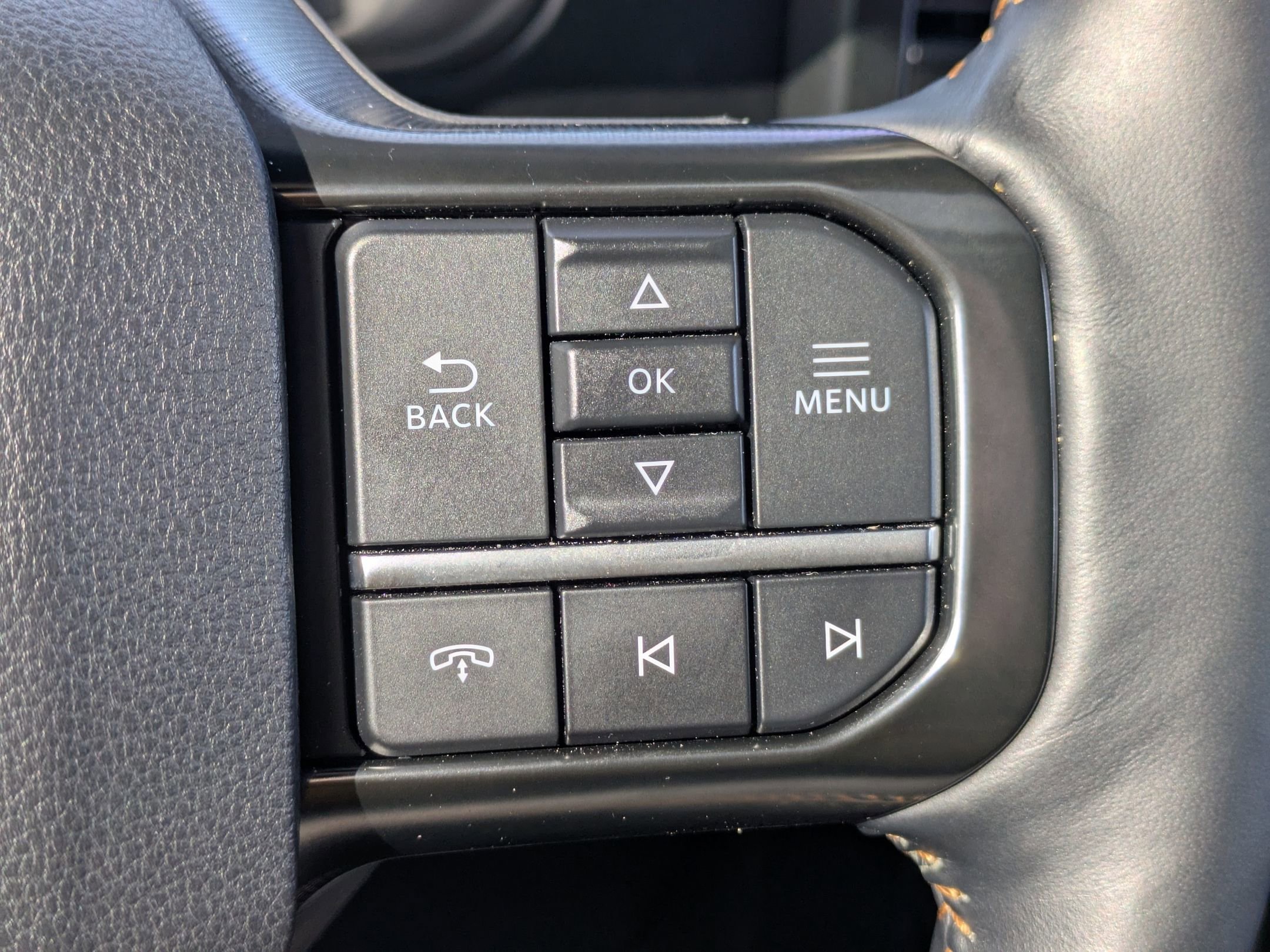 Certified 2024 Ford F250 Platinum image 18