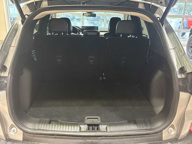 Certified 2024 Ford Escape Platinum AWD/4WD image 25