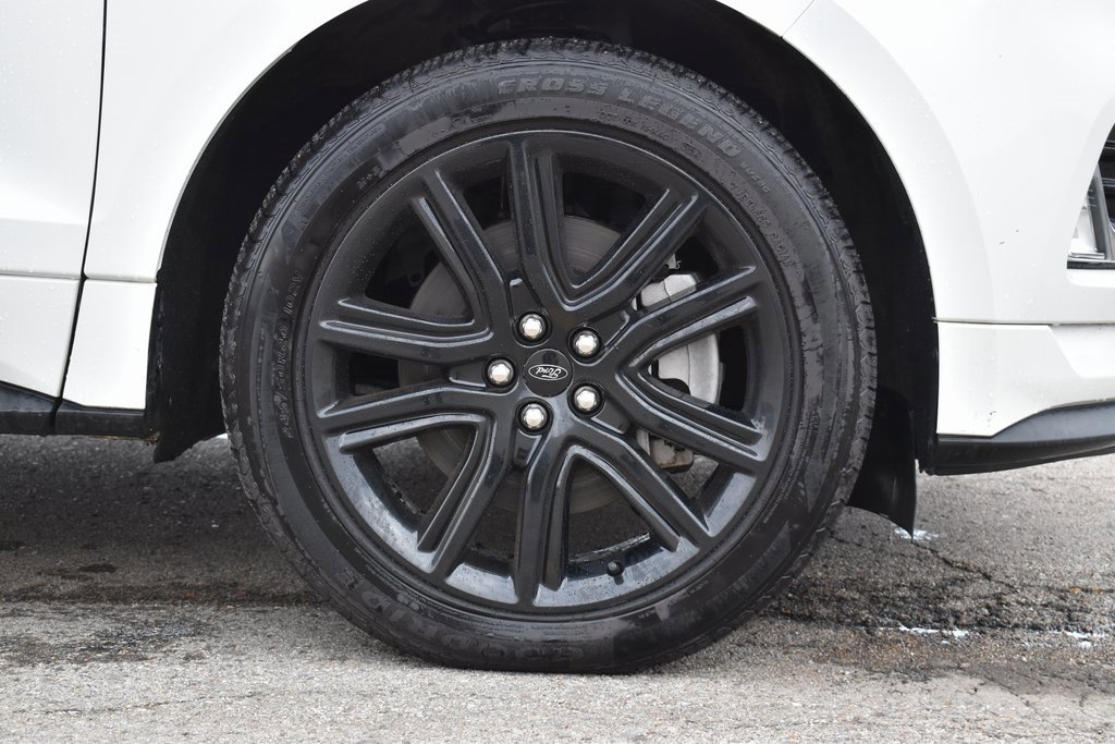 Certified 2022 Ford Edge ST-Line image 7