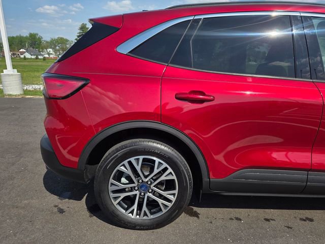 Certified 2020 Ford Escape SEL AWD/4WD image 3