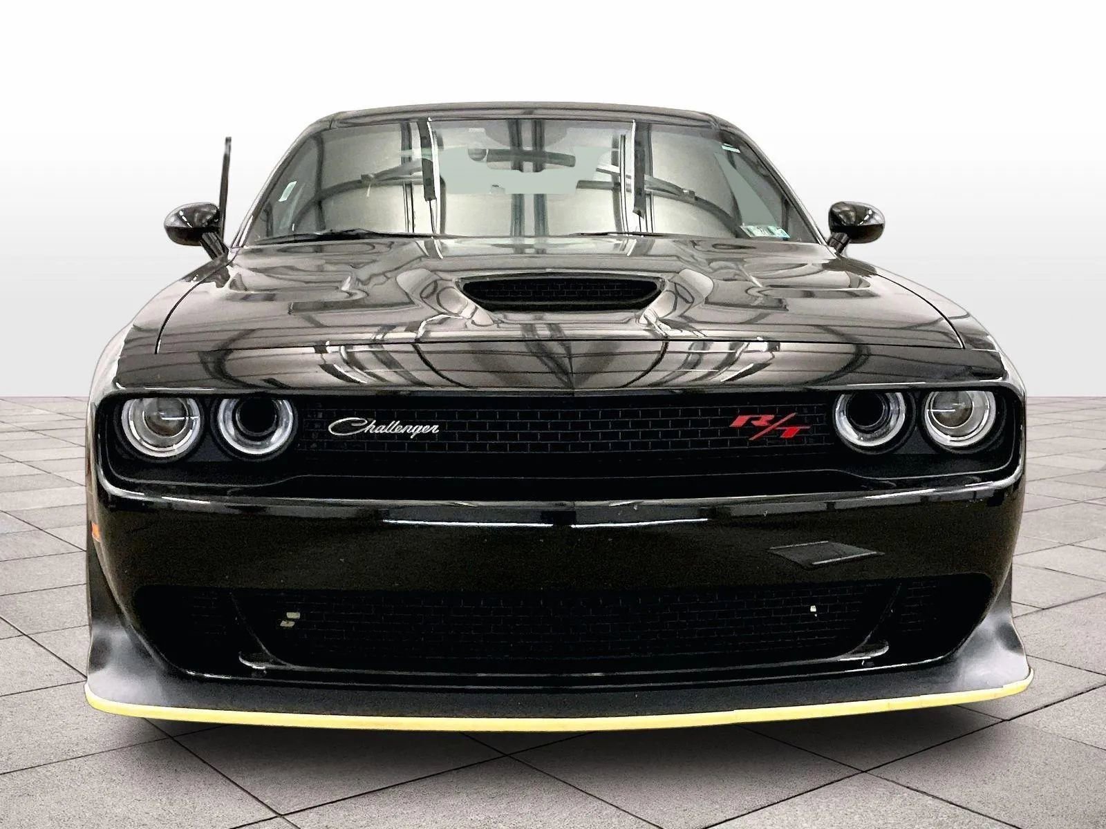 Used 2022 Dodge Challenger R/T Scat Pack RWD image 3