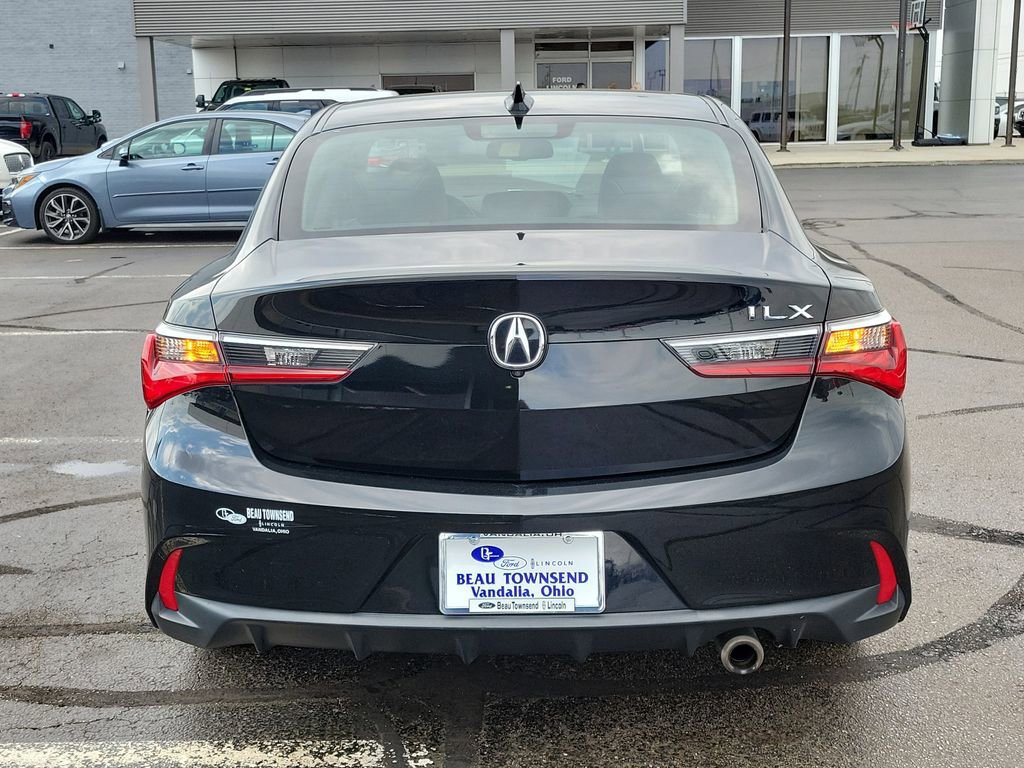 Used 2019 Acura ILX w/ Technology Package image 4