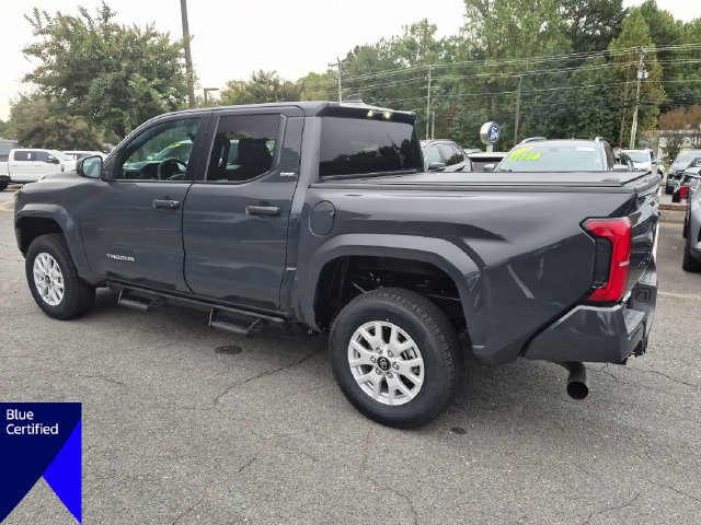 Used 2024 Toyota Tacoma SR5 AWD/4WD image 3