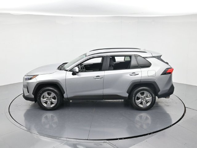 Used 2025 Toyota RAV4 XLE w/ Weather Package AWD/4WD image 40