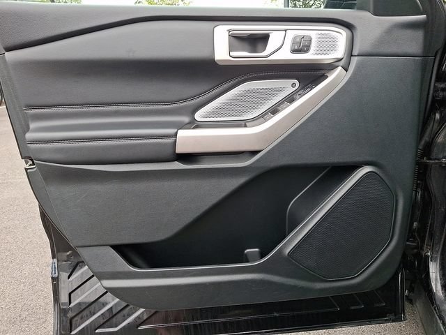 Certified 2023 Ford Explorer Limited w/ Limited Technology Package AWD/4WD image 14
