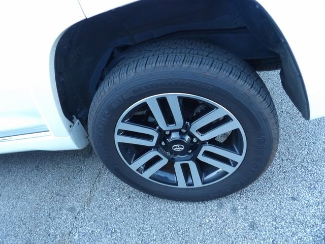 Used 2022 Toyota 4Runner Limited image 16