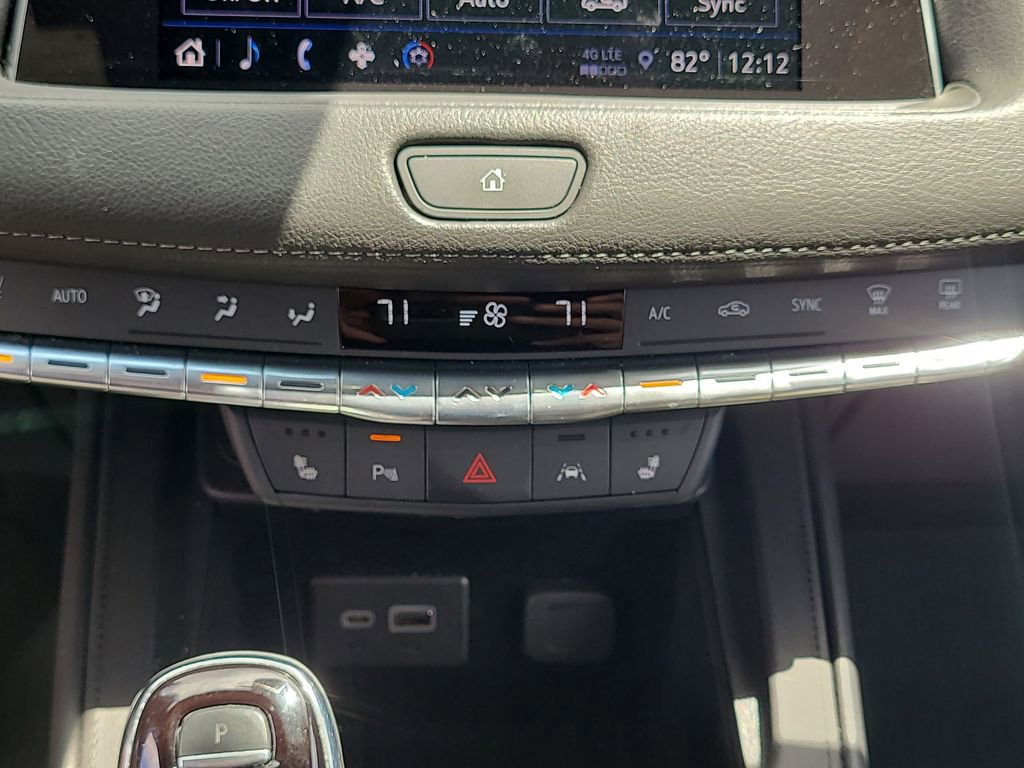 Used 2023 Cadillac XT4 Premium Luxury w/ Cold Weather Package AWD/4WD image 25