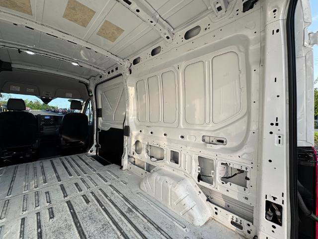 Certified 2023 Ford Transit 250 Medium Roof image 30