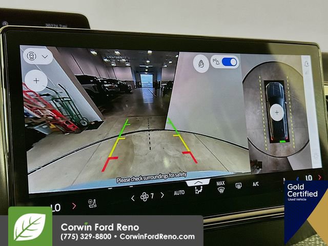 Certified 2025 Ford Expedition Tremor image 17