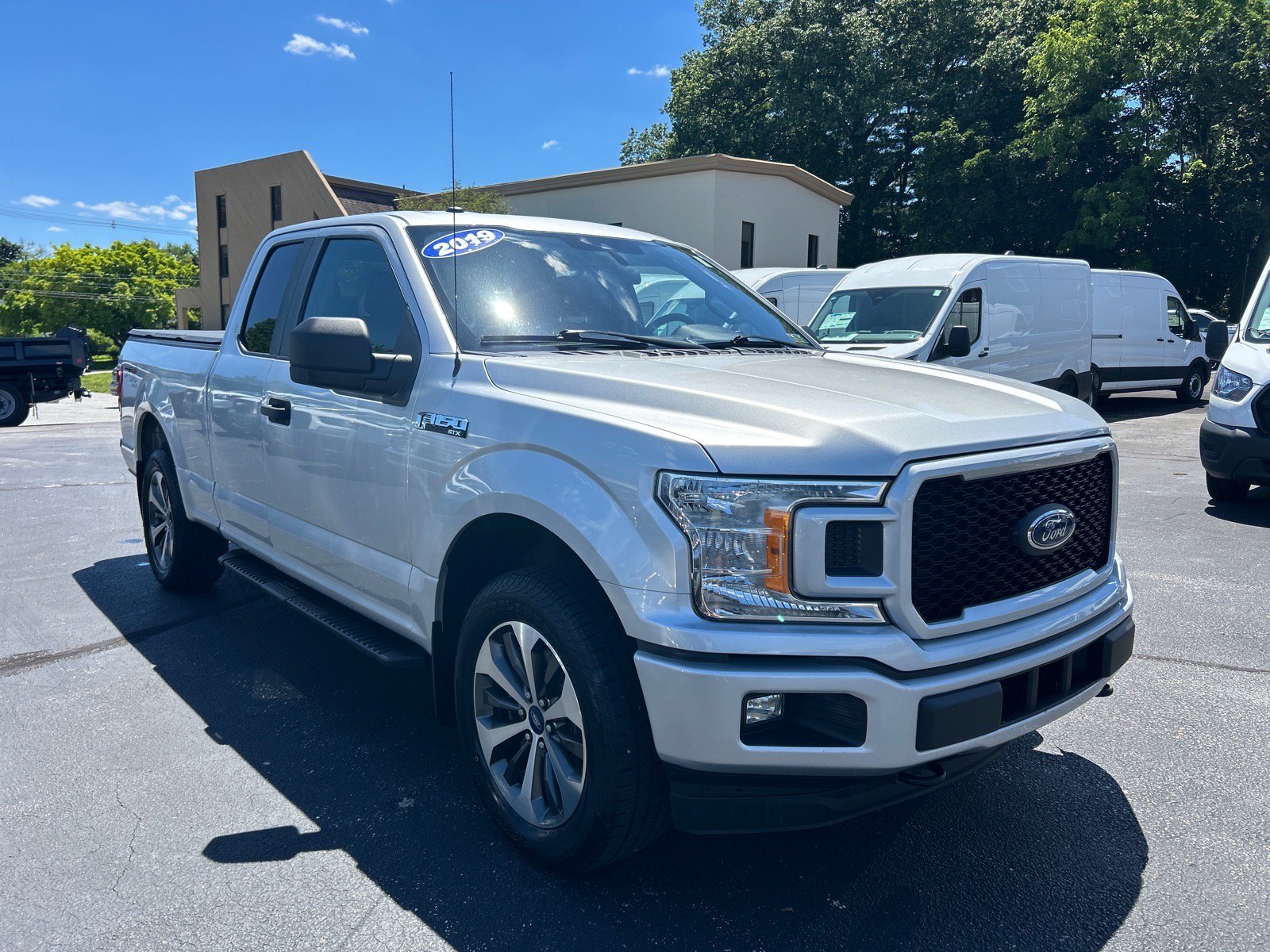 Certified 2019 Ford F150 XL w/ Equipment Group 101A Mid AWD/4WD image 3