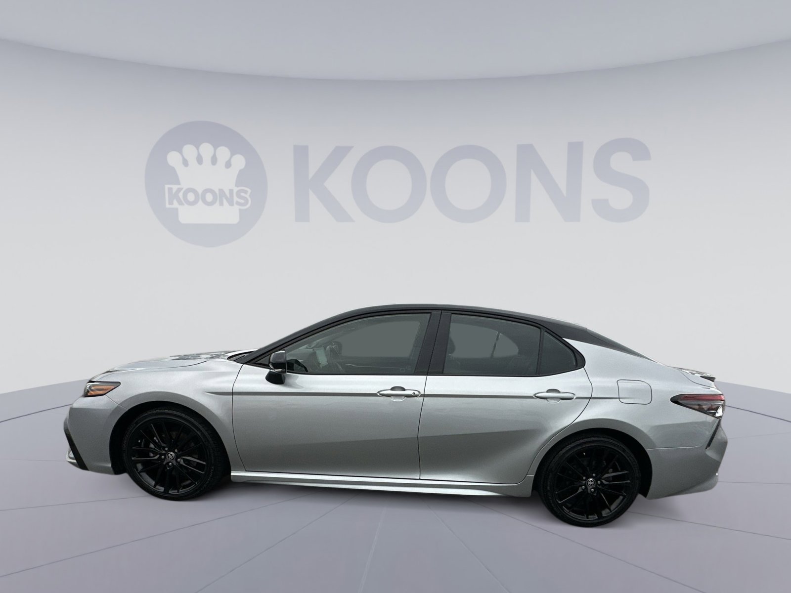 Used 2024 Toyota Camry XSE w/ Navigation Package FWD image 13