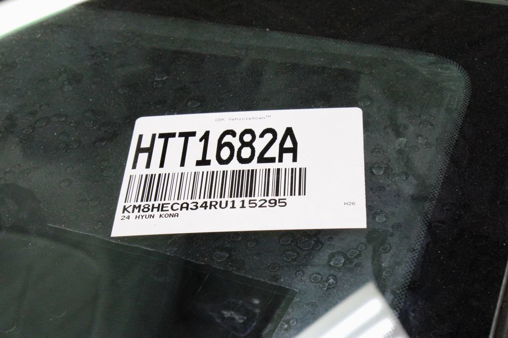 Used 2024 Hyundai Kona Limited AWD/4WD image 34