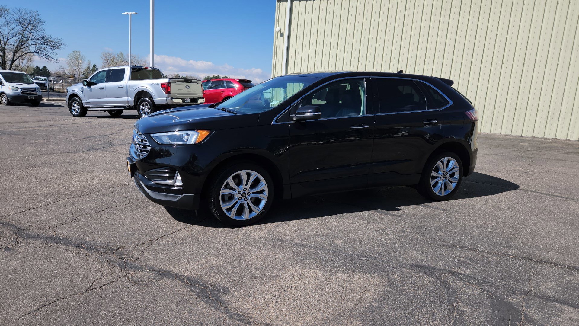 Certified 2024 Ford Edge Titanium AWD/4WD image 5