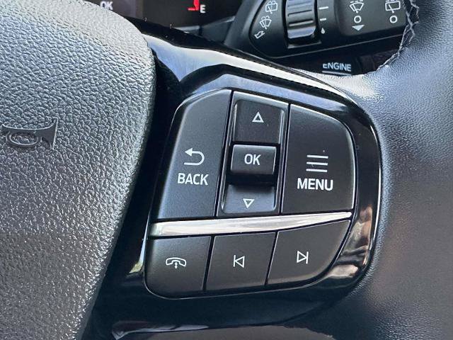 Certified 2025 Ford Escape Active w/ Cold Weather Package AWD/4WD image 14